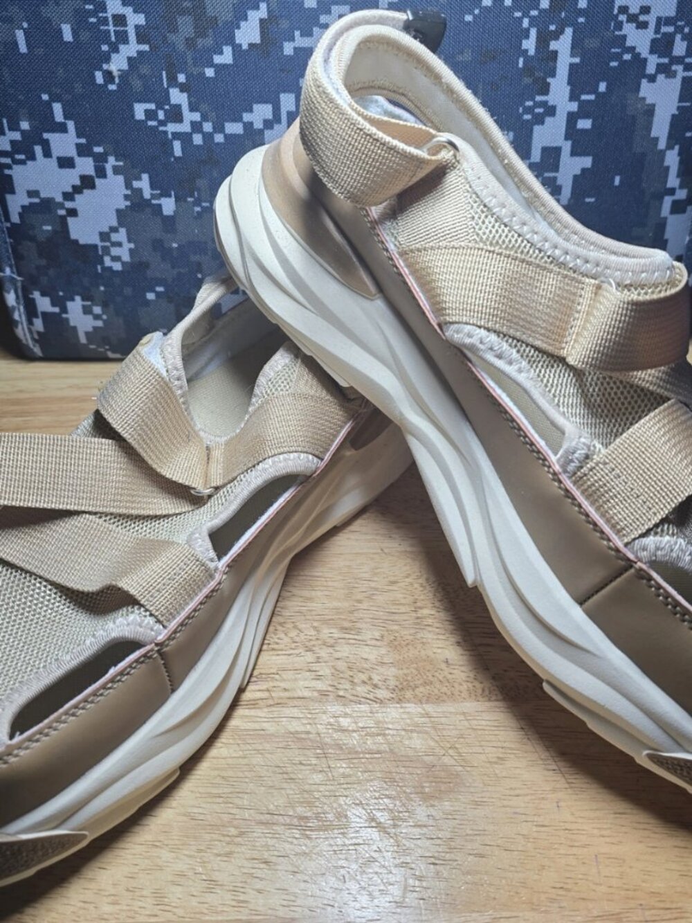Summer Sandals, Size 10 (US Men)